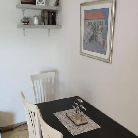 House * Nečujam